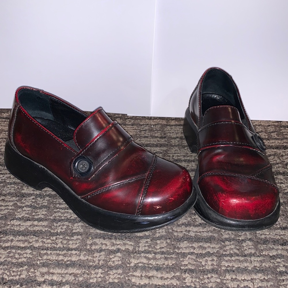 Dansko Cordovan Criss Cross Side Button Loafer-36